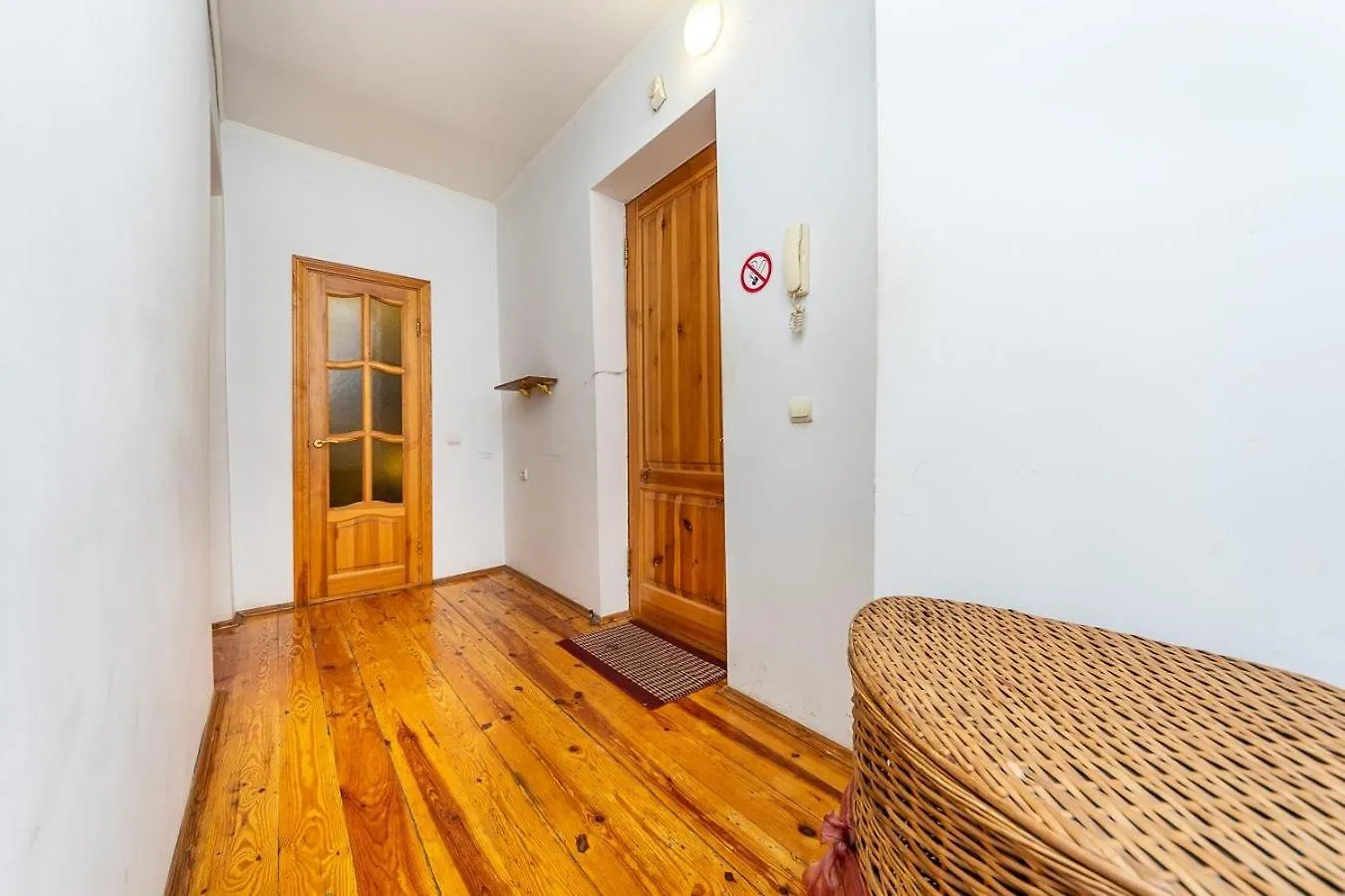 Apartment On Voloska 36/38 基輔