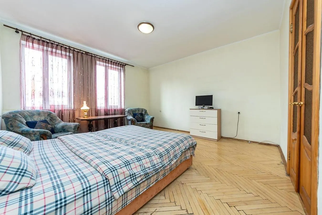 Apartment On Voloska 36/38 基輔